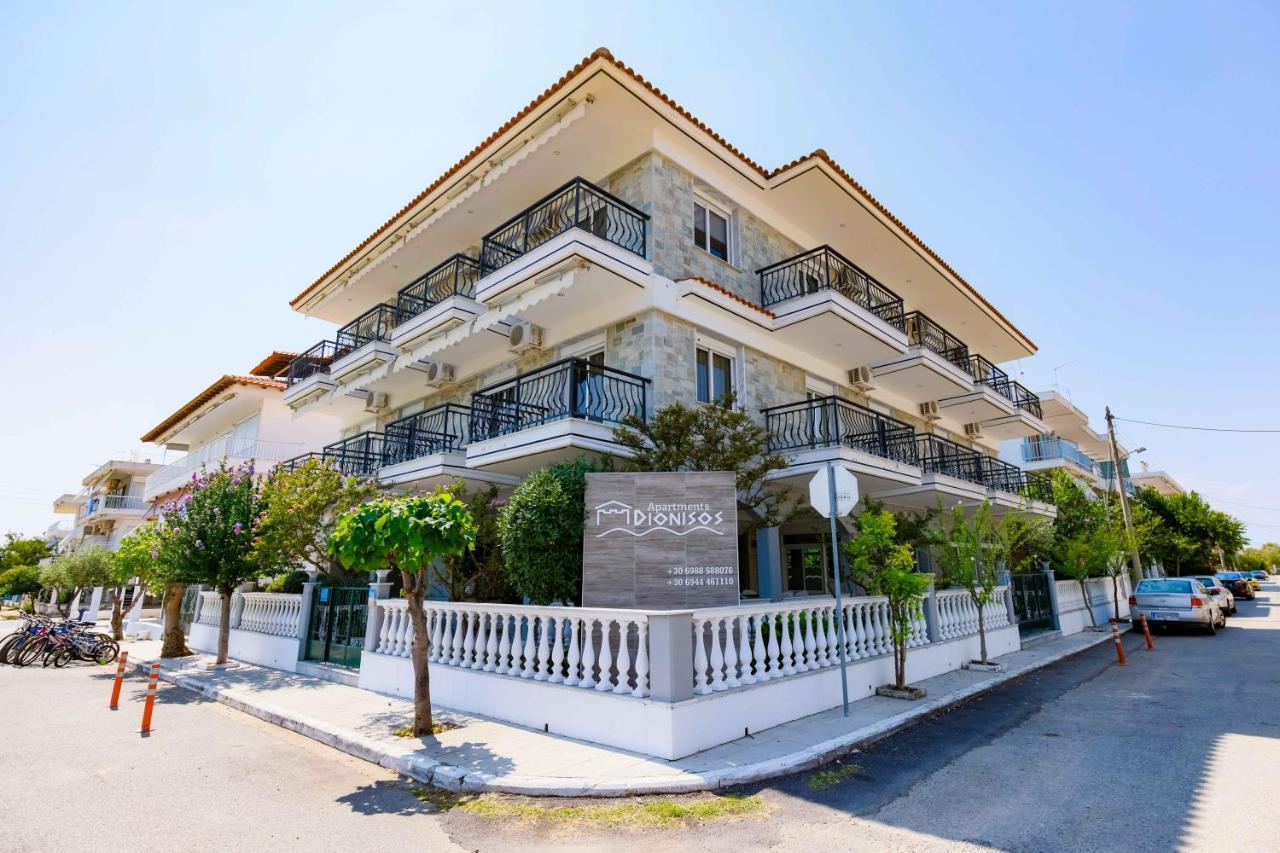 Dionisos Apartments Paralia Dionisiou Eksteriør billede