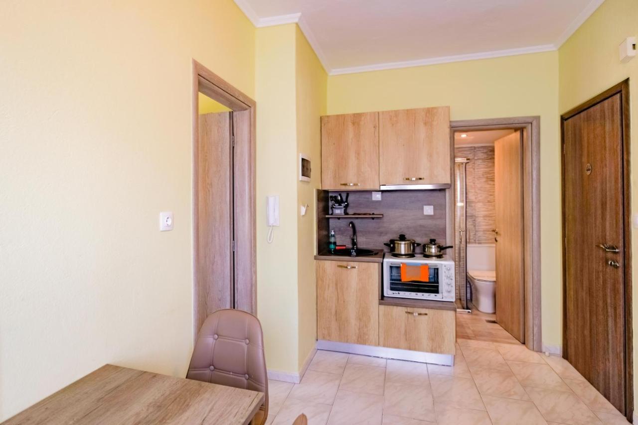 Dionisos Apartments Paralia Dionisiou Eksteriør billede