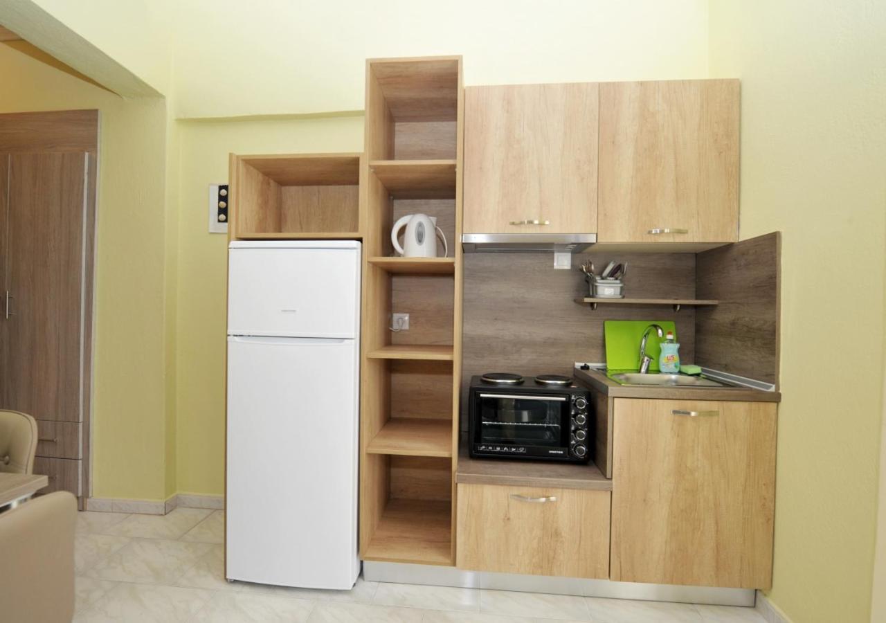 Dionisos Apartments Paralia Dionisiou Eksteriør billede
