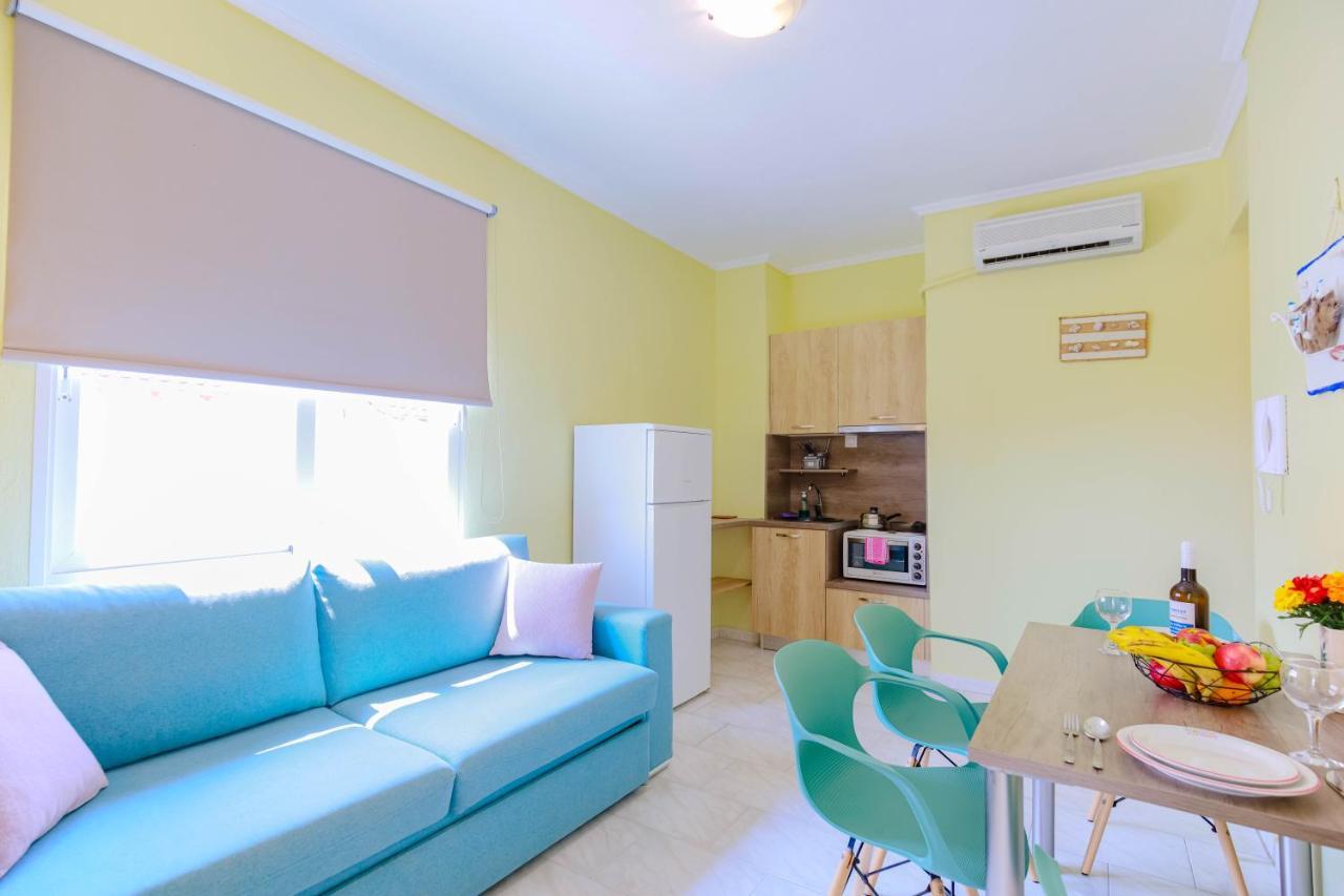 Dionisos Apartments Paralia Dionisiou Eksteriør billede