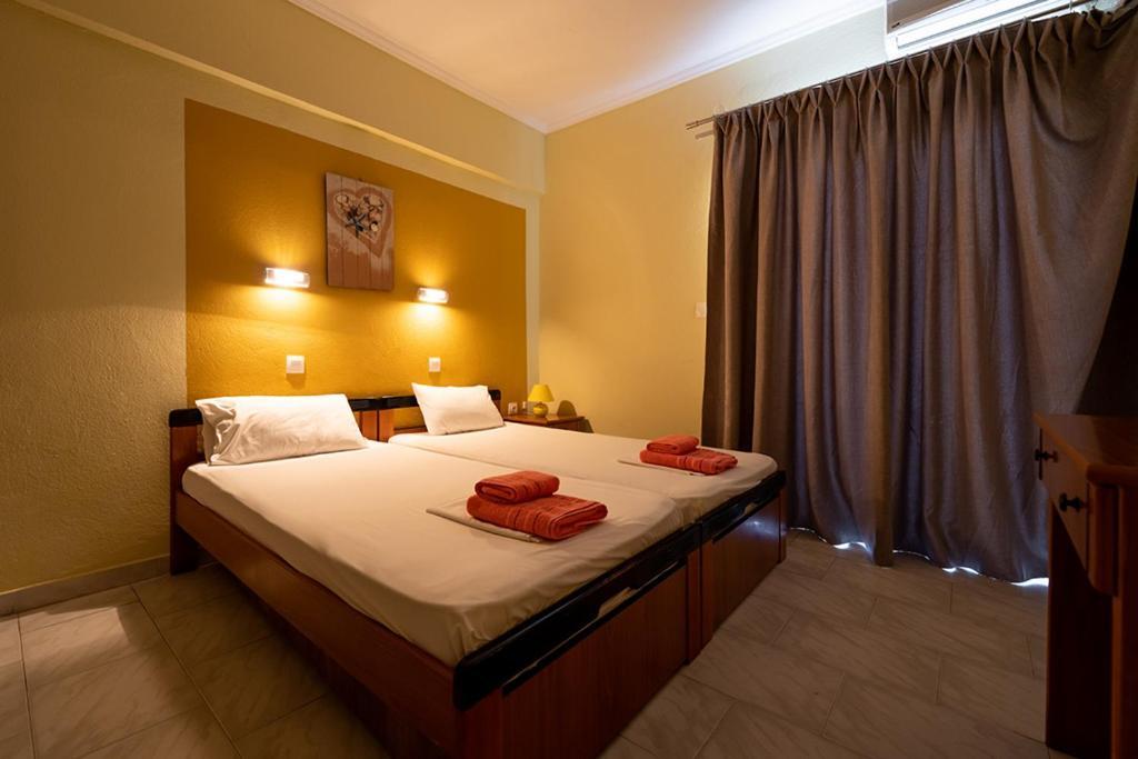Dionisos Apartments Paralia Dionisiou Værelse billede